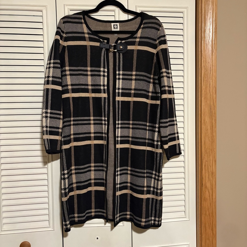 Ann Klein Black and Tan Plaid buckle cardigan